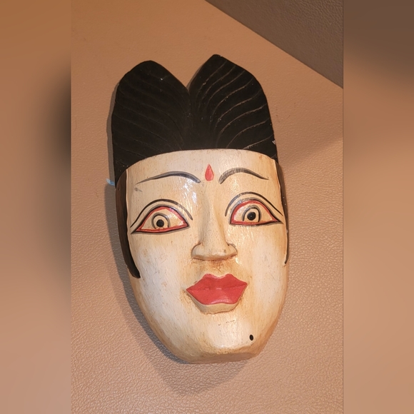 VINTAGE HANDCARVED WOODEN 6X12" WALL SCULPTURED WALL MASK - Picture 8 of 9